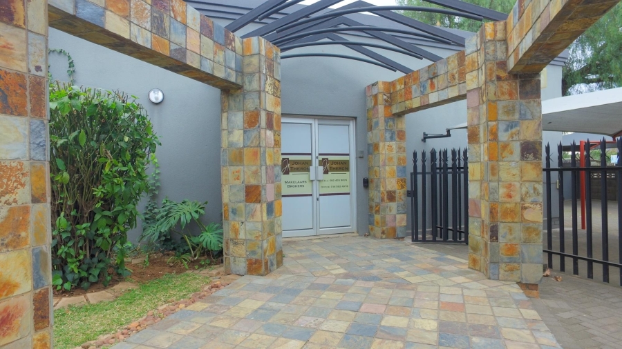 Commercial Property for Sale in Bodorp North West